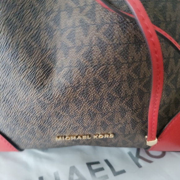 New Michael Kors tote - Picture 4 of 7